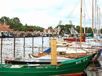 Greifswald, im Hafen von Wiek : Segelboote, Klappbrücke