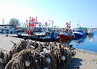 Fischerhafen von Thiessow, am äußersten Ende der Halbinsel Mönchsgut : Tauwerk, Fischkutter, Thiessow, Mönchsgut, Rügen